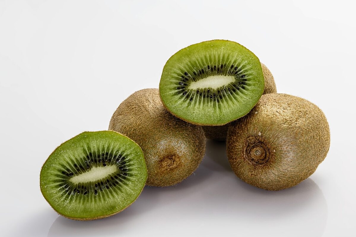 Kiwi: come coltivarlo e prendersene cura per ottenere piante sane e produttive Kiwi: come coltivarlo e prendersene cura per ottenere piante sane e produttive